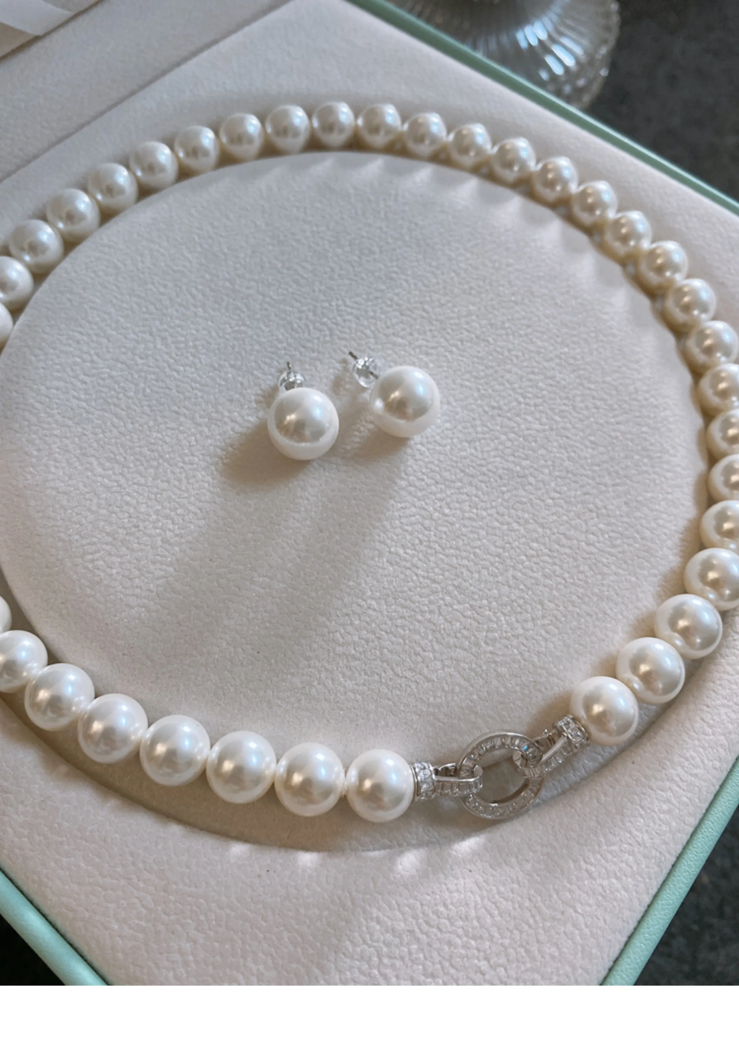 Precioso collar de perlas natu - Pearl Trim Chain reseña y precio